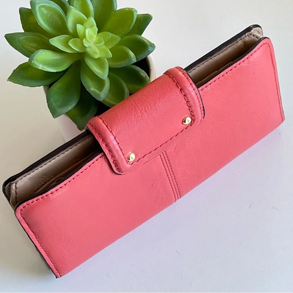 Coach Ashley Salmon Coral Pink Leather Signature Wallet